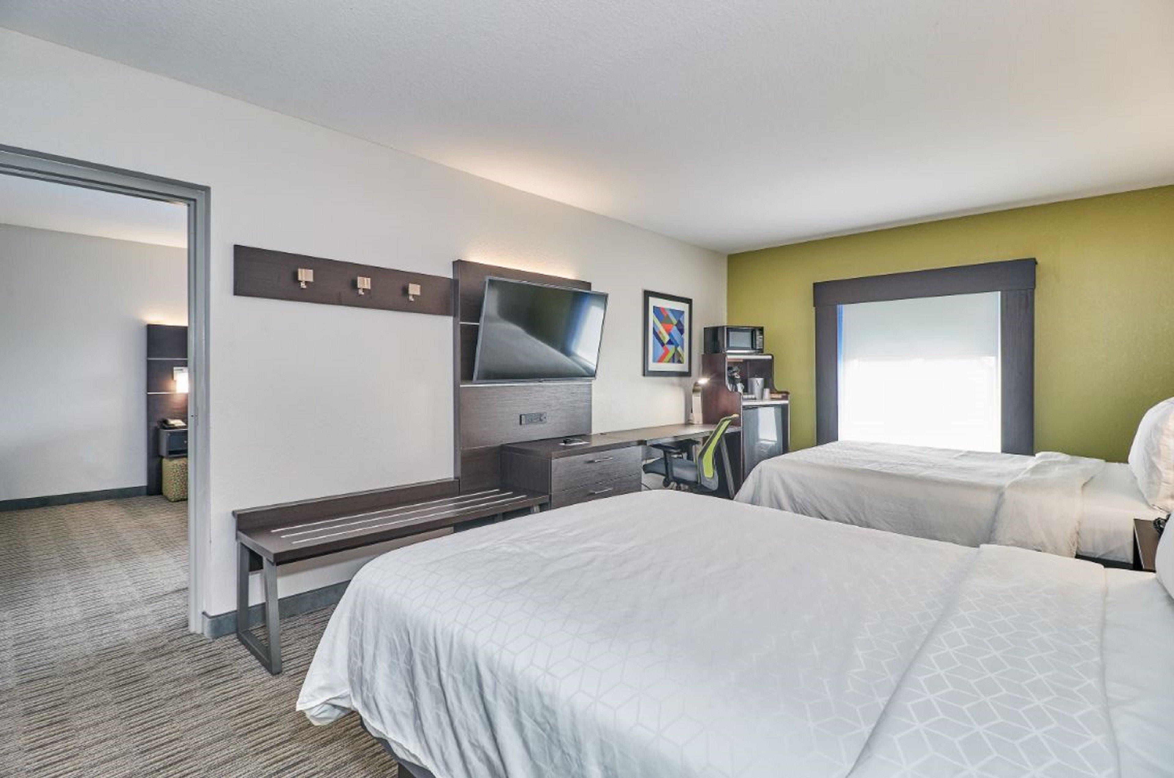 Holiday Inn Express Hotel & Suites Clearwater Us 19 North By Ihg Extérieur photo