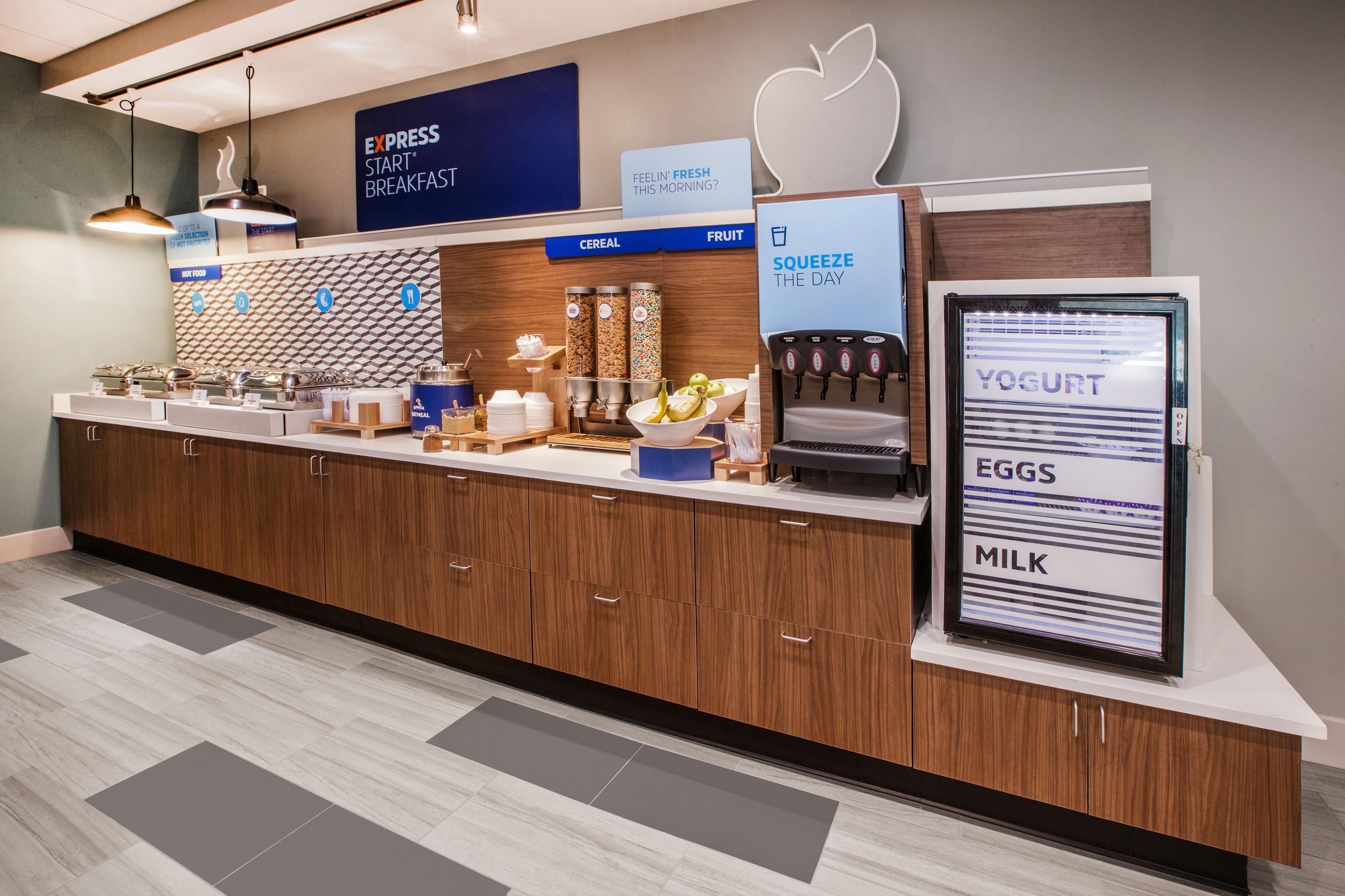 Holiday Inn Express Hotel & Suites Clearwater Us 19 North By Ihg Extérieur photo