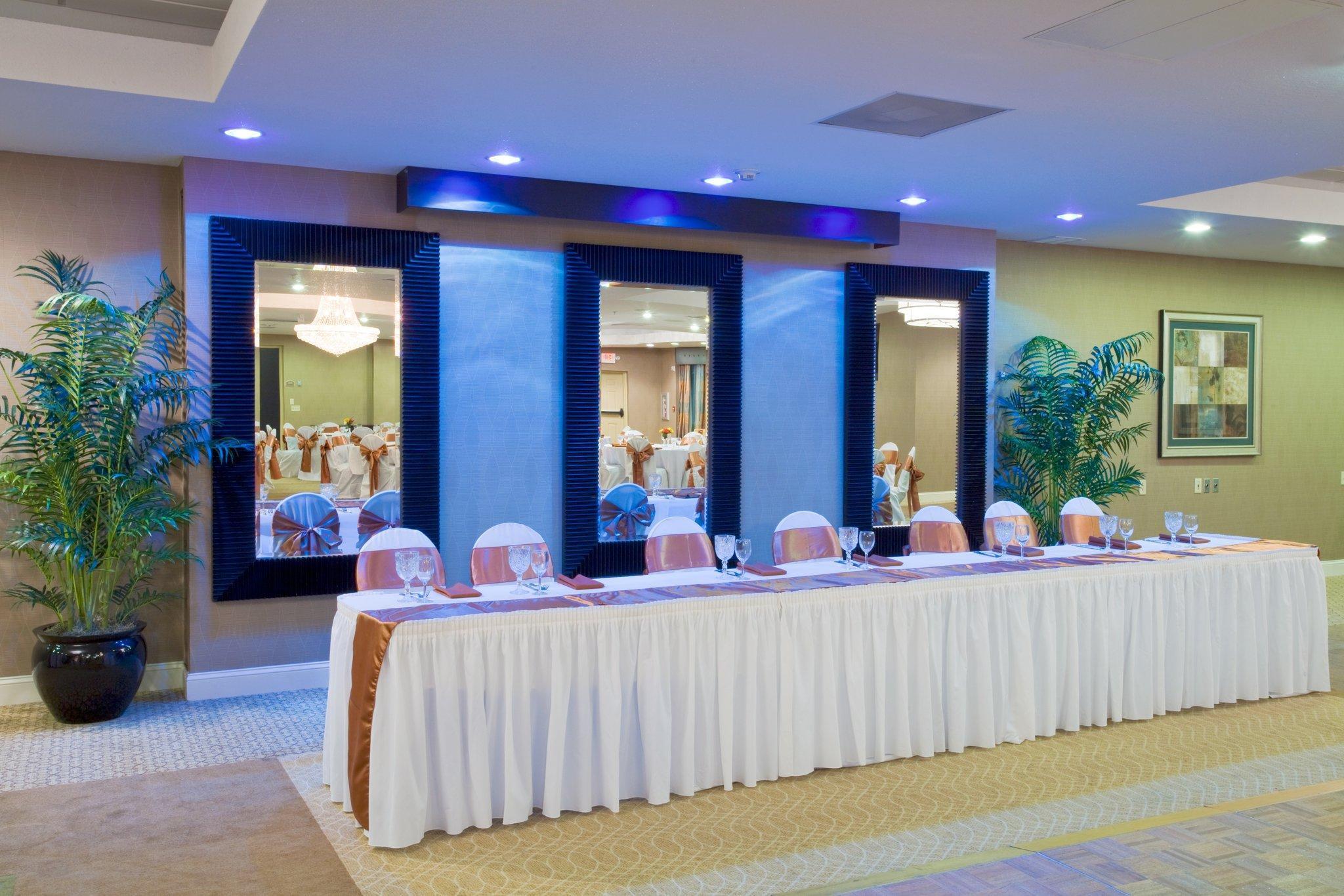 Holiday Inn Express Hotel & Suites Clearwater Us 19 North By Ihg Extérieur photo
