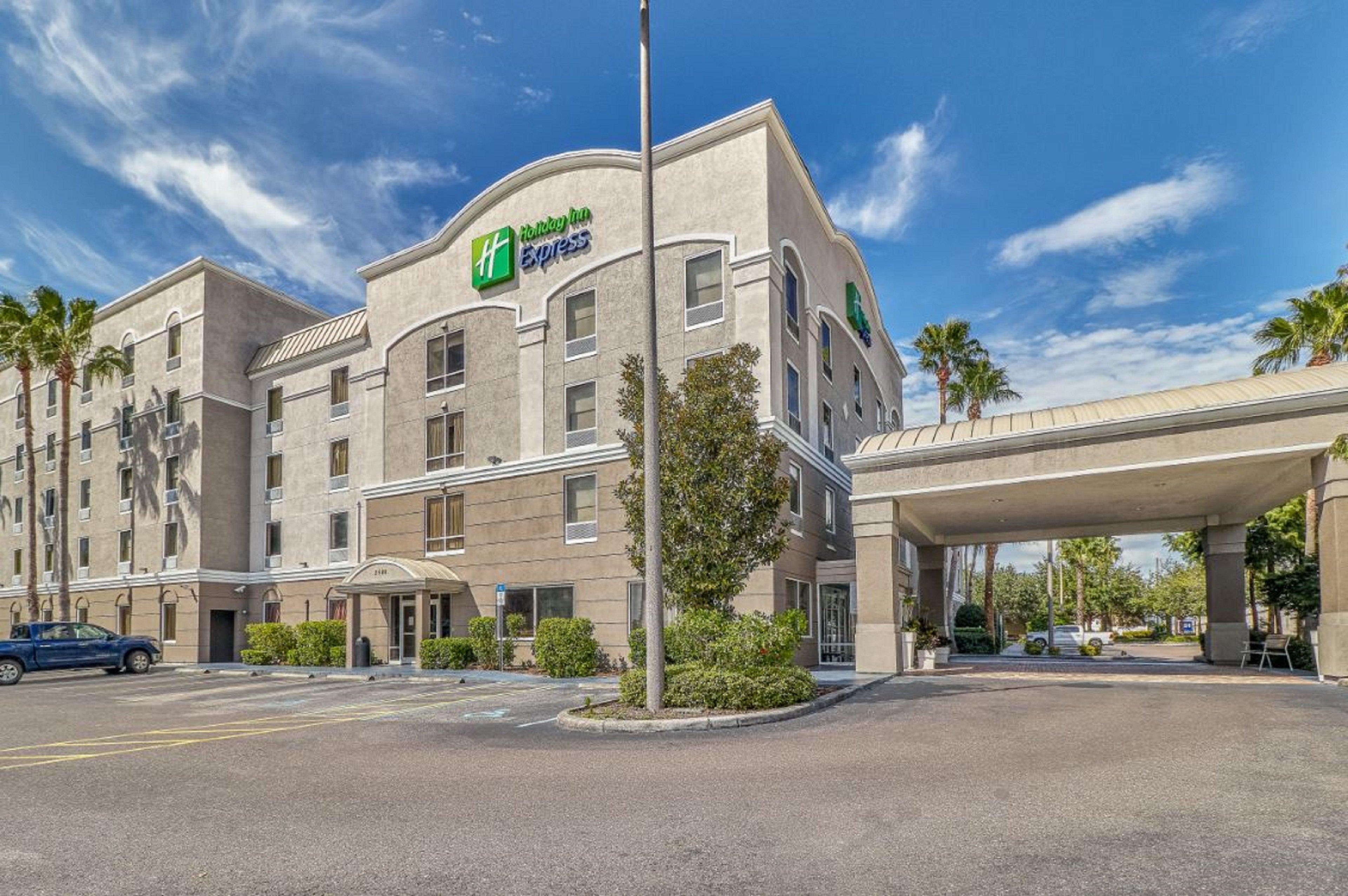 Holiday Inn Express Hotel & Suites Clearwater Us 19 North By Ihg Extérieur photo