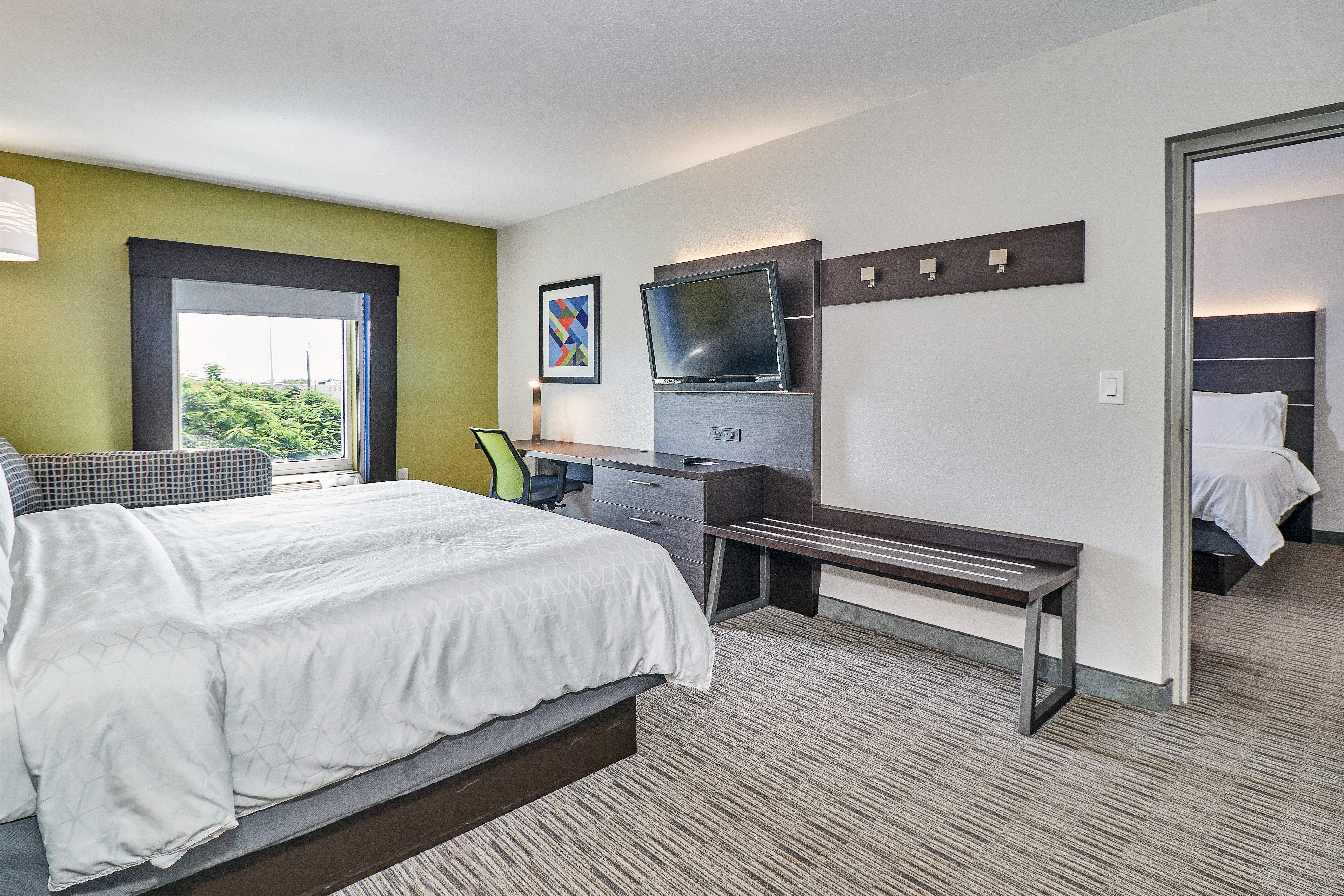 Holiday Inn Express Hotel & Suites Clearwater Us 19 North By Ihg Extérieur photo