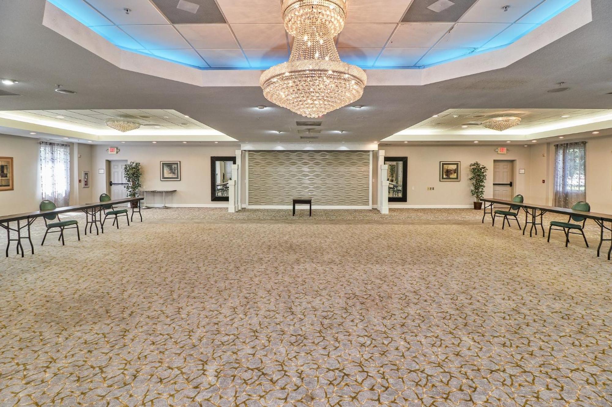 Holiday Inn Express Hotel & Suites Clearwater Us 19 North By Ihg Extérieur photo